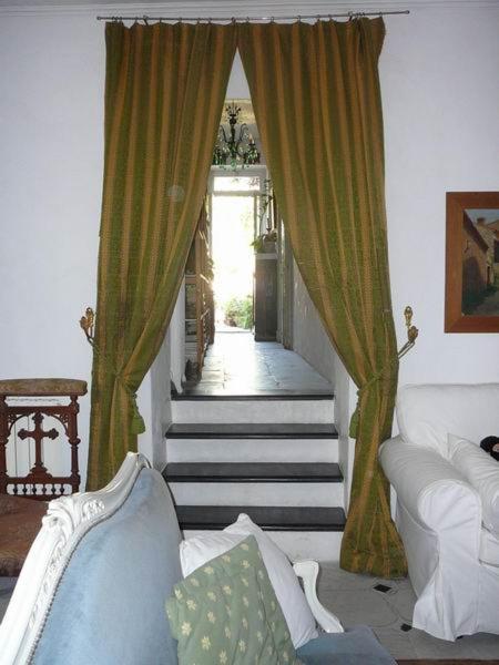 La Terrazza Dei Pelargoni B&B Ventimiglia Eksteriør billede